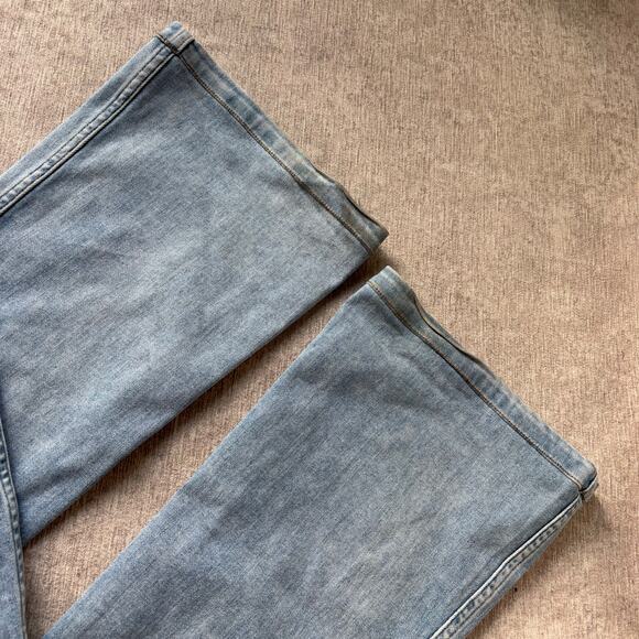 Veronica Beard Kick Flare Jeans - Picture 5 of 8